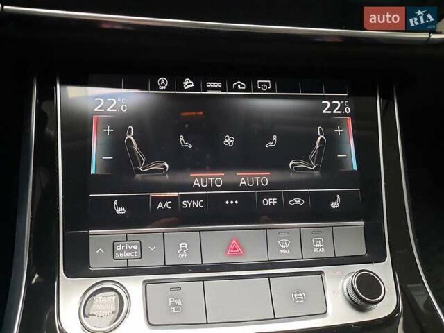 Белый Ауди Ку 7, объемом двигателя 3 л и пробегом 19 тыс. км за 55500 $, фото 14 на Automoto.ua