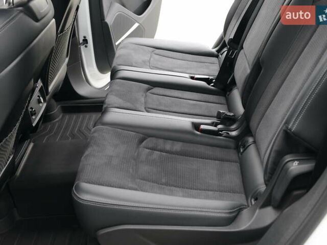 Белый Ауди Ку 7, объемом двигателя 2.97 л и пробегом 91 тыс. км за 76500 $, фото 38 на Automoto.ua