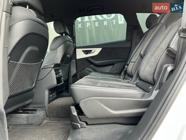 Білий Ауді Ку 7, об'ємом двигуна 3 л та пробігом 117 тис. км за 58200 $, фото 29 на Automoto.ua