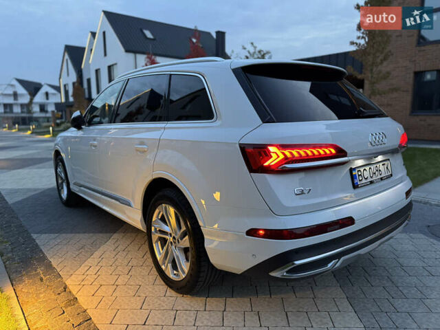 Білий Ауді Ку 7, об'ємом двигуна 3 л та пробігом 45 тис. км за 50000 $, фото 5 на Automoto.ua