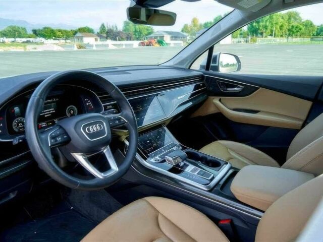 Белый Ауди Ку 7, объемом двигателя 3 л и пробегом 20 тыс. км за 14000 $, фото 9 на Automoto.ua