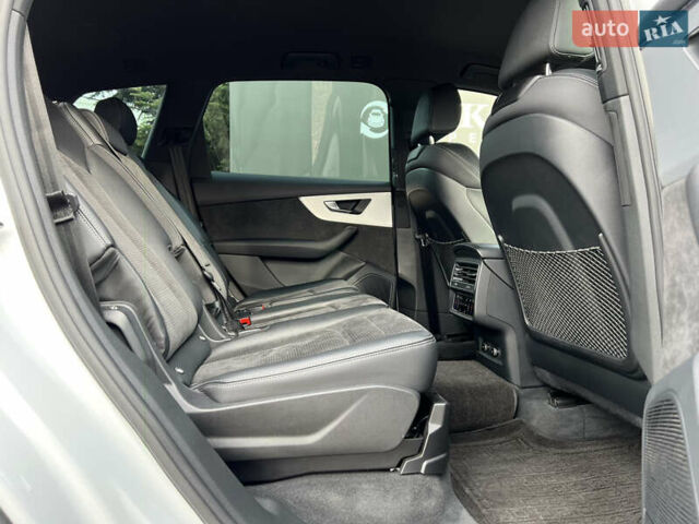 Білий Ауді Ку 7, об'ємом двигуна 3 л та пробігом 117 тис. км за 58200 $, фото 32 на Automoto.ua