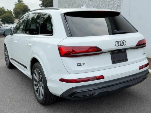 Белый Ауди Ку 7, объемом двигателя 2 л и пробегом 12 тыс. км за 27000 $, фото 3 на Automoto.ua