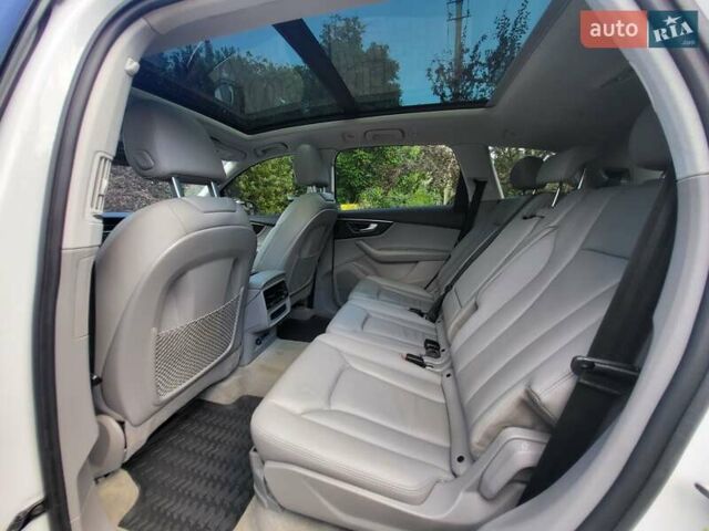 Белый Ауди Ку 7, объемом двигателя 1.98 л и пробегом 67 тыс. км за 44000 $, фото 10 на Automoto.ua
