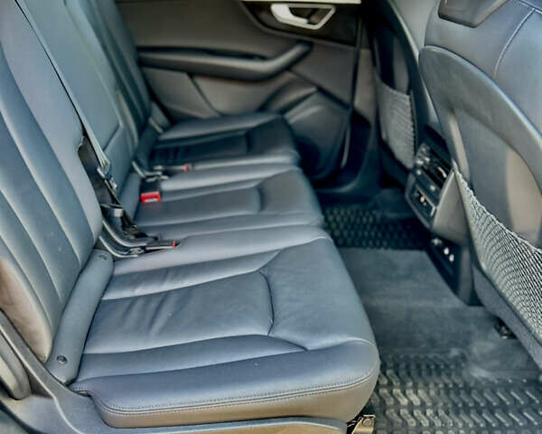 Білий Ауді Ку 7, об'ємом двигуна 1.98 л та пробігом 67 тис. км за 49700 $, фото 13 на Automoto.ua