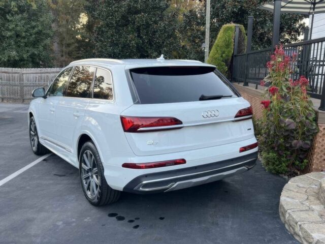 Белый Ауди Ку 7, объемом двигателя 2 л и пробегом 21 тыс. км за 37600 $, фото 6 на Automoto.ua