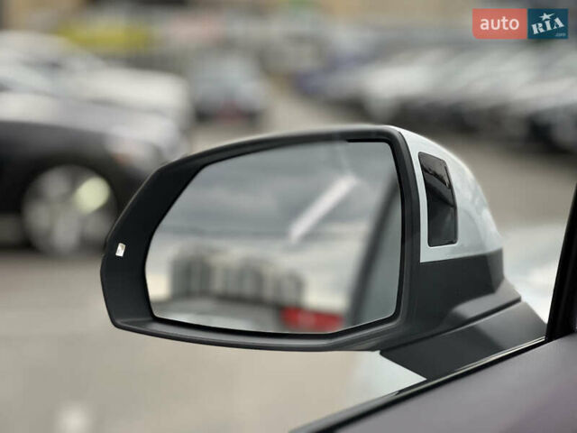 Білий Ауді Ку 7, об'ємом двигуна 3 л та пробігом 24 тис. км за 49999 $, фото 16 на Automoto.ua