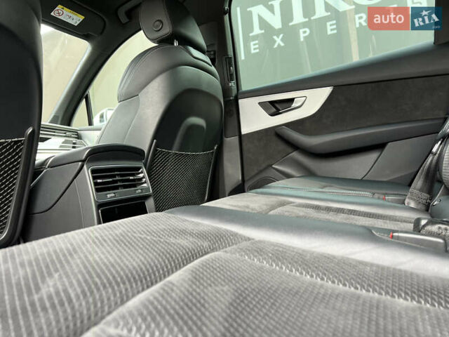 Білий Ауді Ку 7, об'ємом двигуна 3 л та пробігом 117 тис. км за 58200 $, фото 30 на Automoto.ua