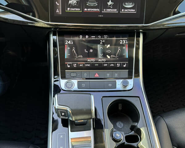 Білий Ауді Ку 7, об'ємом двигуна 3 л та пробігом 66 тис. км за 49800 $, фото 23 на Automoto.ua