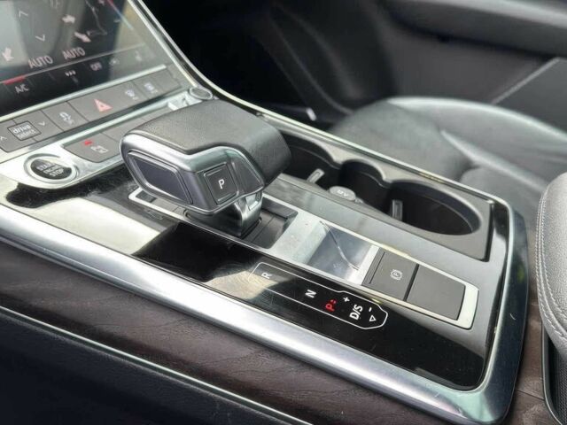 Белый Ауди Ку 7, объемом двигателя 2 л и пробегом 12 тыс. км за 27000 $, фото 11 на Automoto.ua