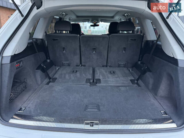 Білий Ауді Ку 7, об'ємом двигуна 3 л та пробігом 45 тис. км за 50000 $, фото 34 на Automoto.ua