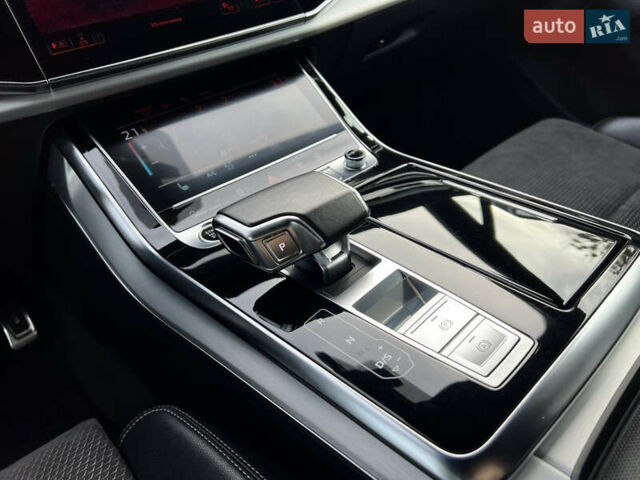 Білий Ауді Ку 7, об'ємом двигуна 3 л та пробігом 117 тис. км за 58200 $, фото 23 на Automoto.ua