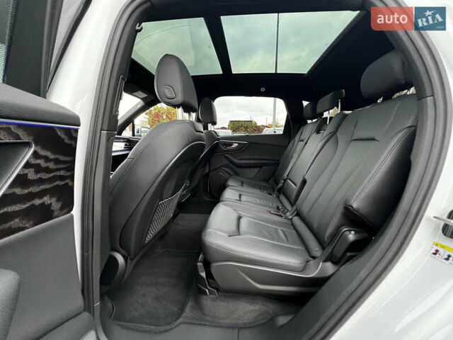 Білий Ауді Ку 7, об'ємом двигуна 3 л та пробігом 24 тис. км за 49999 $, фото 24 на Automoto.ua