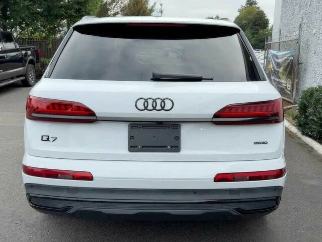 Белый Ауди Ку 7, объемом двигателя 2 л и пробегом 12 тыс. км за 27000 $, фото 4 на Automoto.ua