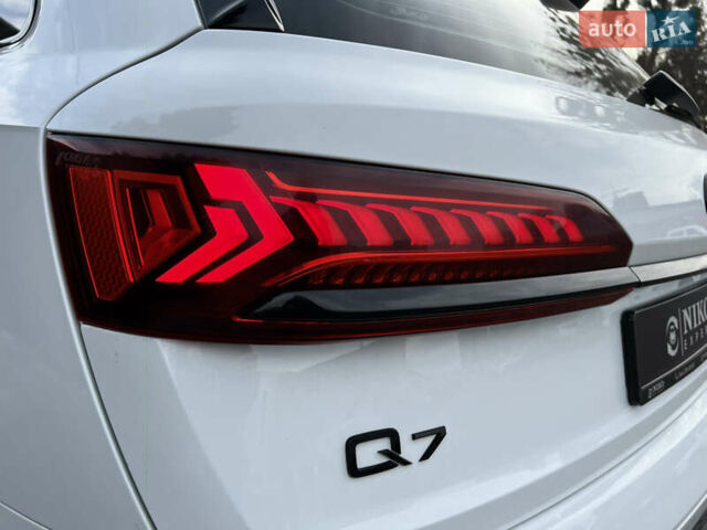 Білий Ауді Ку 7, об'ємом двигуна 3 л та пробігом 117 тис. км за 58200 $, фото 7 на Automoto.ua