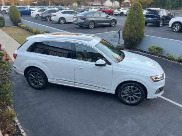 Белый Ауди Ку 7, объемом двигателя 2 л и пробегом 21 тыс. км за 37600 $, фото 8 на Automoto.ua