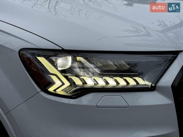 Білий Ауді Ку 7, об'ємом двигуна 3 л та пробігом 41 тис. км за 58990 $, фото 3 на Automoto.ua