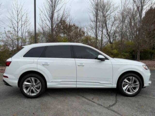 Белый Ауди Ку 7, объемом двигателя 2 л и пробегом 20 тыс. км за 38900 $, фото 1 на Automoto.ua