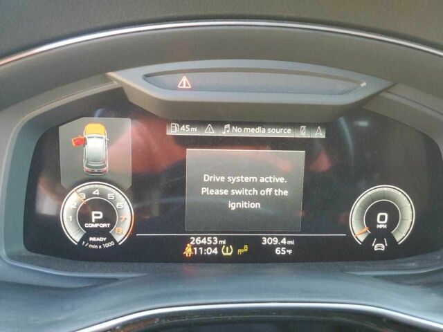 Белый Ауди Ку 7, объемом двигателя 3 л и пробегом 26 тыс. км за 17000 $, фото 8 на Automoto.ua