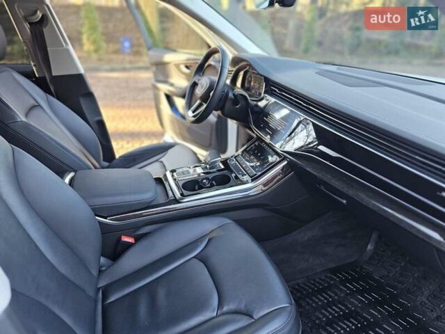 Белый Ауди Ку 7, объемом двигателя 1.98 л и пробегом 52 тыс. км за 48000 $, фото 69 на Automoto.ua