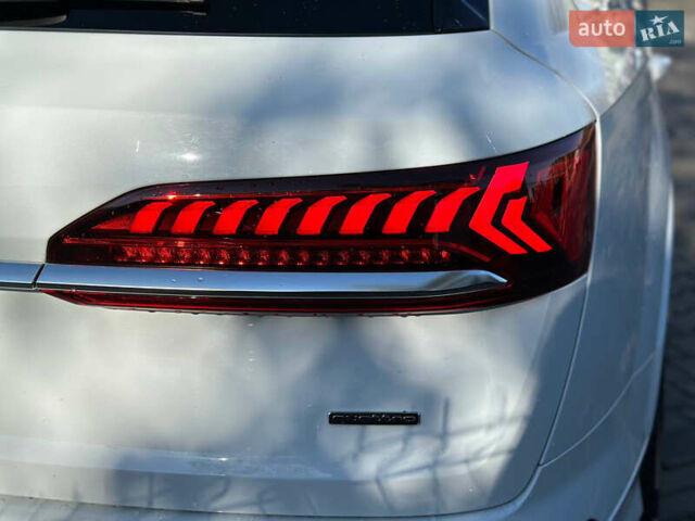 Білий Ауді Ку 7, об'ємом двигуна 3 л та пробігом 23 тис. км за 62999 $, фото 57 на Automoto.ua