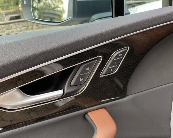 Белый Ауди Ку 7, объемом двигателя 3 л и пробегом 39 тыс. км за 58000 $, фото 1 на Automoto.ua