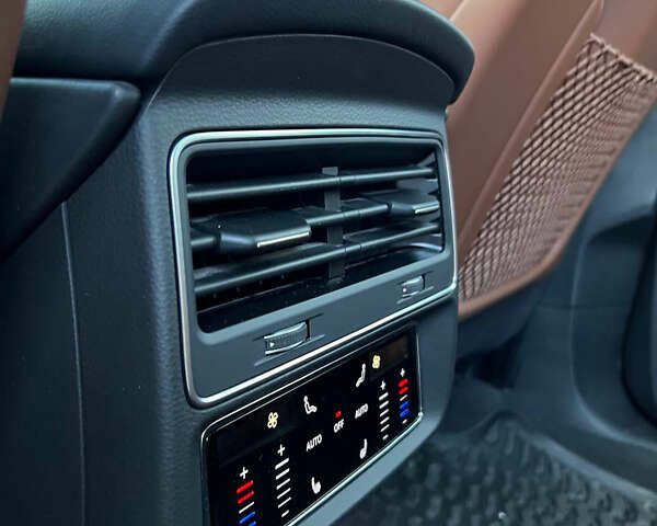 Белый Ауди Ку 7, объемом двигателя 3 л и пробегом 30 тыс. км за 63695 $, фото 23 на Automoto.ua