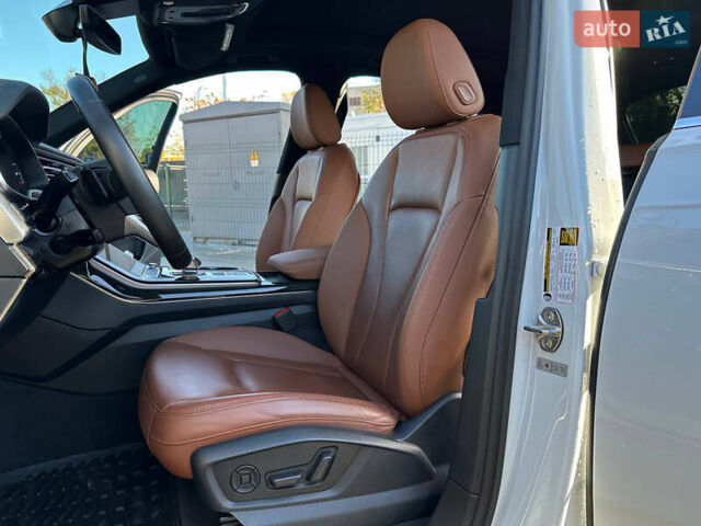 Білий Ауді Ку 7, об'ємом двигуна 3 л та пробігом 23 тис. км за 62999 $, фото 9 на Automoto.ua