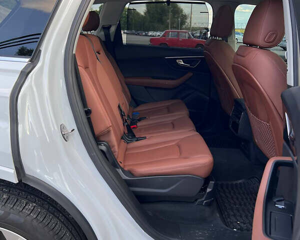 Белый Ауди Ку 7, объемом двигателя 3 л и пробегом 30 тыс. км за 63695 $, фото 6 на Automoto.ua