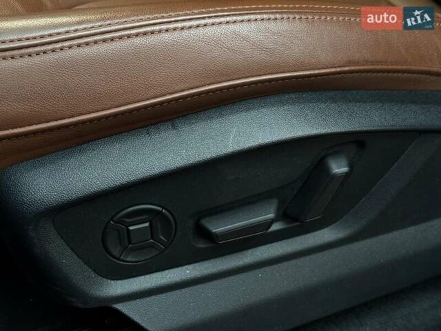 Білий Ауді Ку 7, об'ємом двигуна 3 л та пробігом 41 тис. км за 58990 $, фото 22 на Automoto.ua