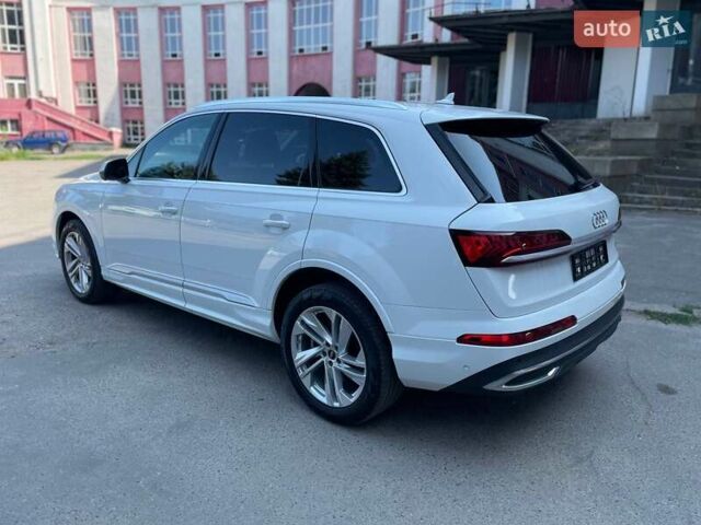 Білий Ауді Ку 7, об'ємом двигуна 1.98 л та пробігом 22 тис. км за 50999 $, фото 3 на Automoto.ua