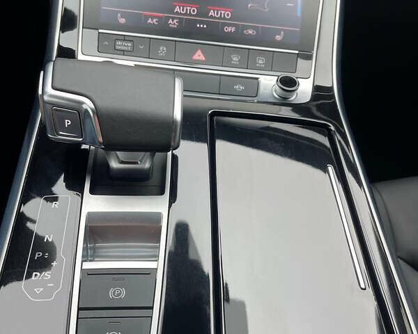 Білий Ауді Ку 7, об'ємом двигуна 2.97 л та пробігом 48 тис. км за 83000 $, фото 22 на Automoto.ua