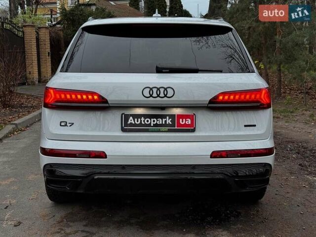 Білий Ауді Ку 7, об'ємом двигуна 3 л та пробігом 41 тис. км за 58990 $, фото 8 на Automoto.ua