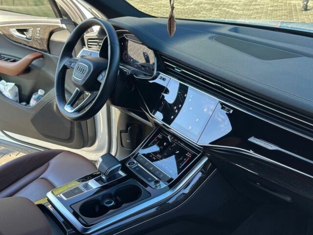 Ауди Ку 7 2023 в Днепре (Днепропетровске) на Automoto.ua Белый Ауди Ку 7, объемом двигателя 3 л и пробегом 23 тыс. км за 62999 $, фото 15 на Automoto.ua