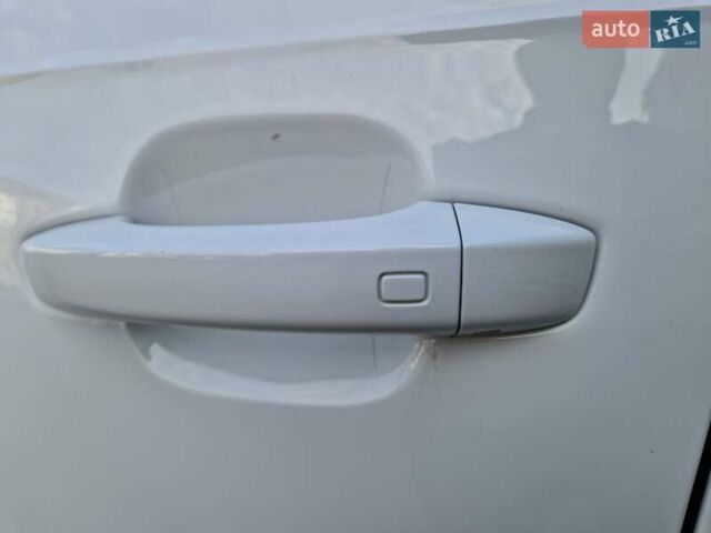 Білий Ауді Ку 7, об'ємом двигуна 3 л та пробігом 82 тис. км за 74900 $, фото 15 на Automoto.ua