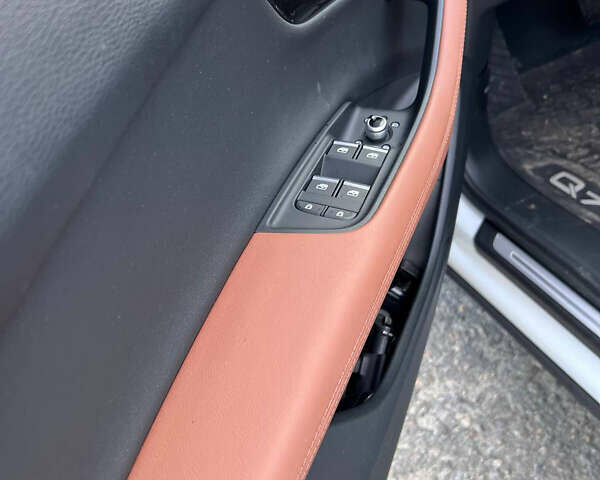 Белый Ауди Ку 7, объемом двигателя 3 л и пробегом 30 тыс. км за 63695 $, фото 14 на Automoto.ua