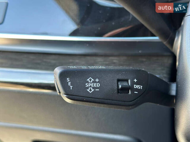 Білий Ауді Ку 7, об'ємом двигуна 3 л та пробігом 23 тис. км за 62999 $, фото 30 на Automoto.ua