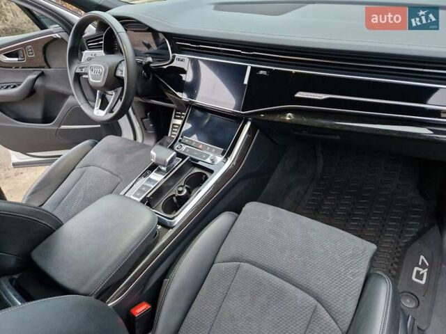 Белый Ауди Ку 7, объемом двигателя 3 л и пробегом 84 тыс. км за 73900 $, фото 33 на Automoto.ua