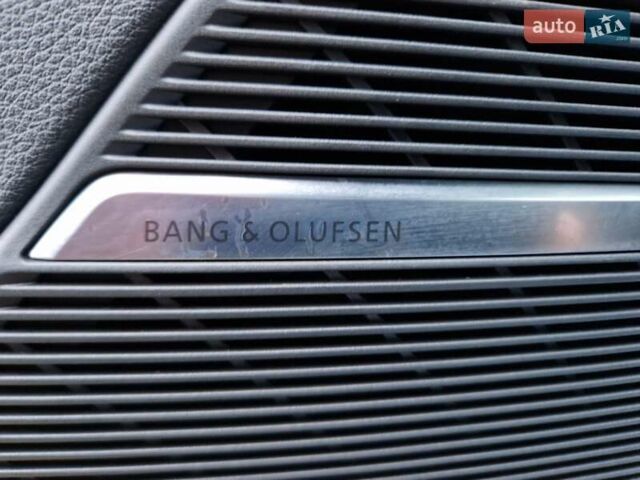 Белый Ауди Ку 7, объемом двигателя 3 л и пробегом 84 тыс. км за 73900 $, фото 31 на Automoto.ua