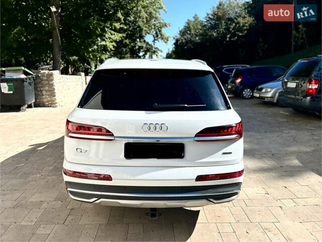 Белый Ауди Ку 7, объемом двигателя 2 л и пробегом 67 тыс. км за 58000 $, фото 19 на Automoto.ua