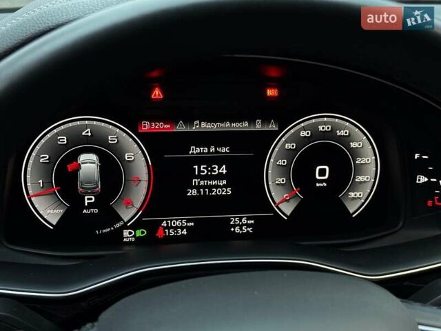 Білий Ауді Ку 7, об'ємом двигуна 3 л та пробігом 41 тис. км за 58990 $, фото 25 на Automoto.ua