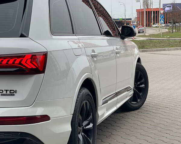 Білий Ауді Ку 7, об'ємом двигуна 2.97 л та пробігом 48 тис. км за 83000 $, фото 12 на Automoto.ua