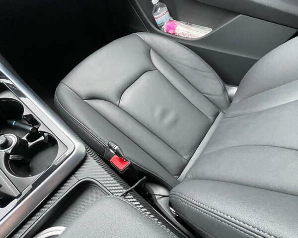 Білий Ауді Ку 7, об'ємом двигуна 2.97 л та пробігом 48 тис. км за 83000 $, фото 25 на Automoto.ua