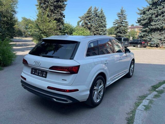 Білий Ауді Ку 7, об'ємом двигуна 2 л та пробігом 22 тис. км за 58500 $, фото 3 на Automoto.ua