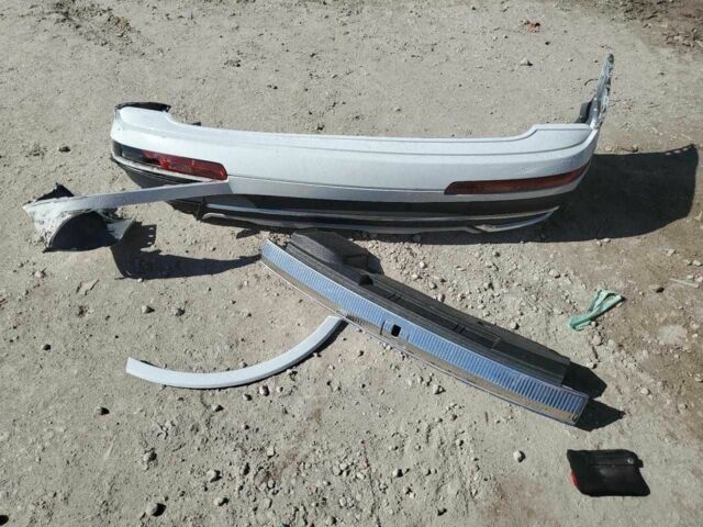 Белый Ауди Ку 7, объемом двигателя 3 л и пробегом 26 тыс. км за 17000 $, фото 12 на Automoto.ua