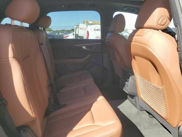 Белый Ауди Ку 7, объемом двигателя 3 л и пробегом 26 тыс. км за 17000 $, фото 10 на Automoto.ua