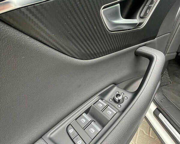 Білий Ауді Ку 7, об'ємом двигуна 2.97 л та пробігом 48 тис. км за 83000 $, фото 28 на Automoto.ua