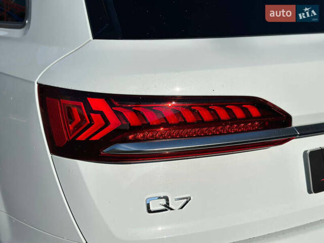 Білий Ауді Ку 7, об'ємом двигуна 3 л та пробігом 23 тис. км за 62999 $, фото 58 на Automoto.ua