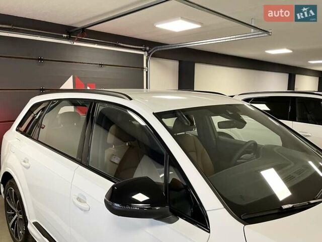 Белый Ауди Ку 7, объемом двигателя 2.97 л и пробегом 1 тыс. км за 89700 $, фото 65 на Automoto.ua