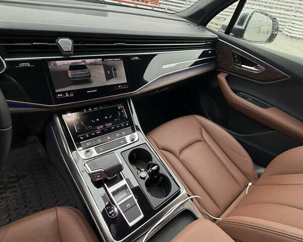 Белый Ауди Ку 7, объемом двигателя 3 л и пробегом 30 тыс. км за 75000 $, фото 32 на Automoto.ua